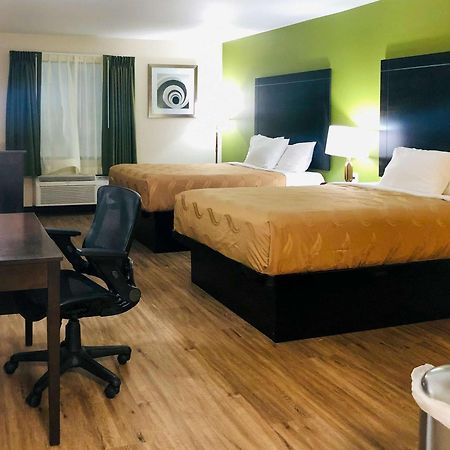 Quality Inn & Suites Lake Charles South Ngoại thất bức ảnh