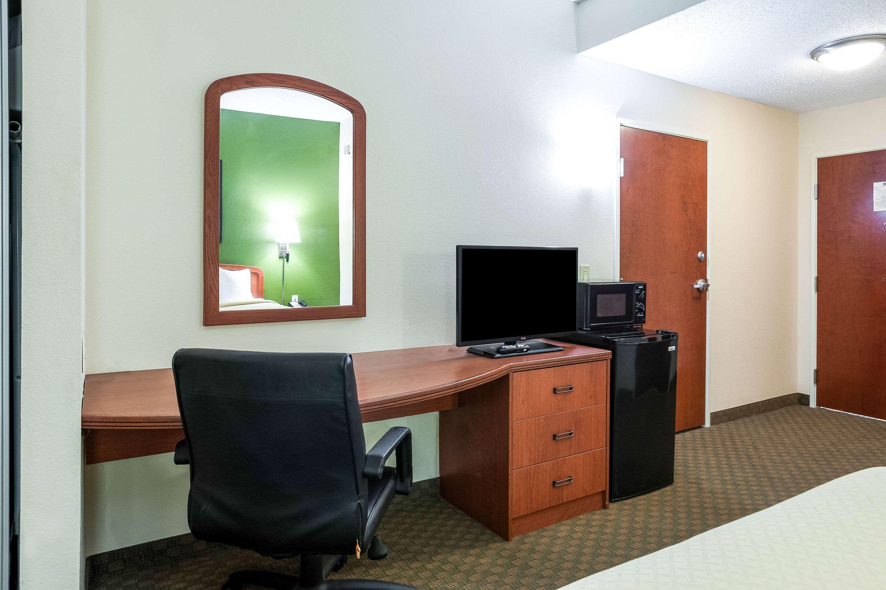 Quality Inn & Suites Lake Charles South Ngoại thất bức ảnh