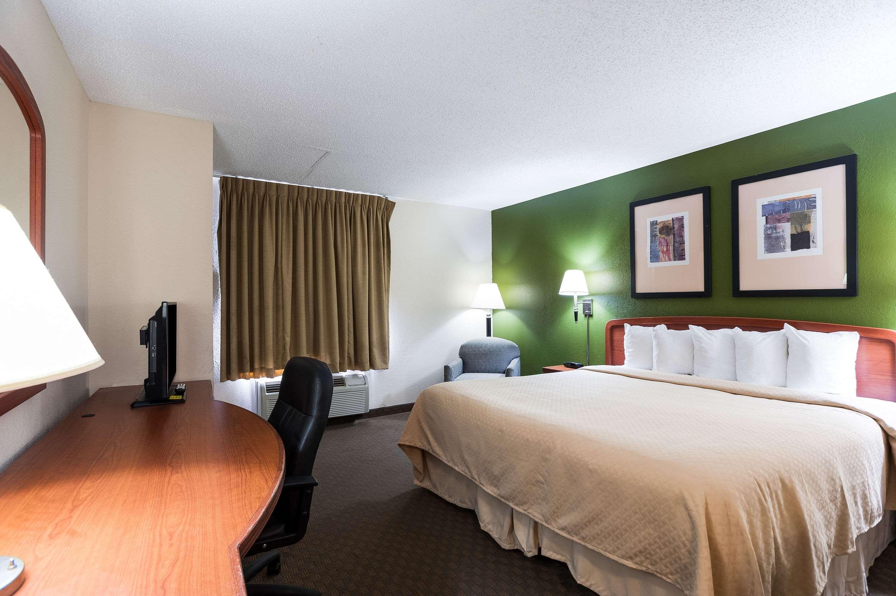 Quality Inn & Suites Lake Charles South Ngoại thất bức ảnh