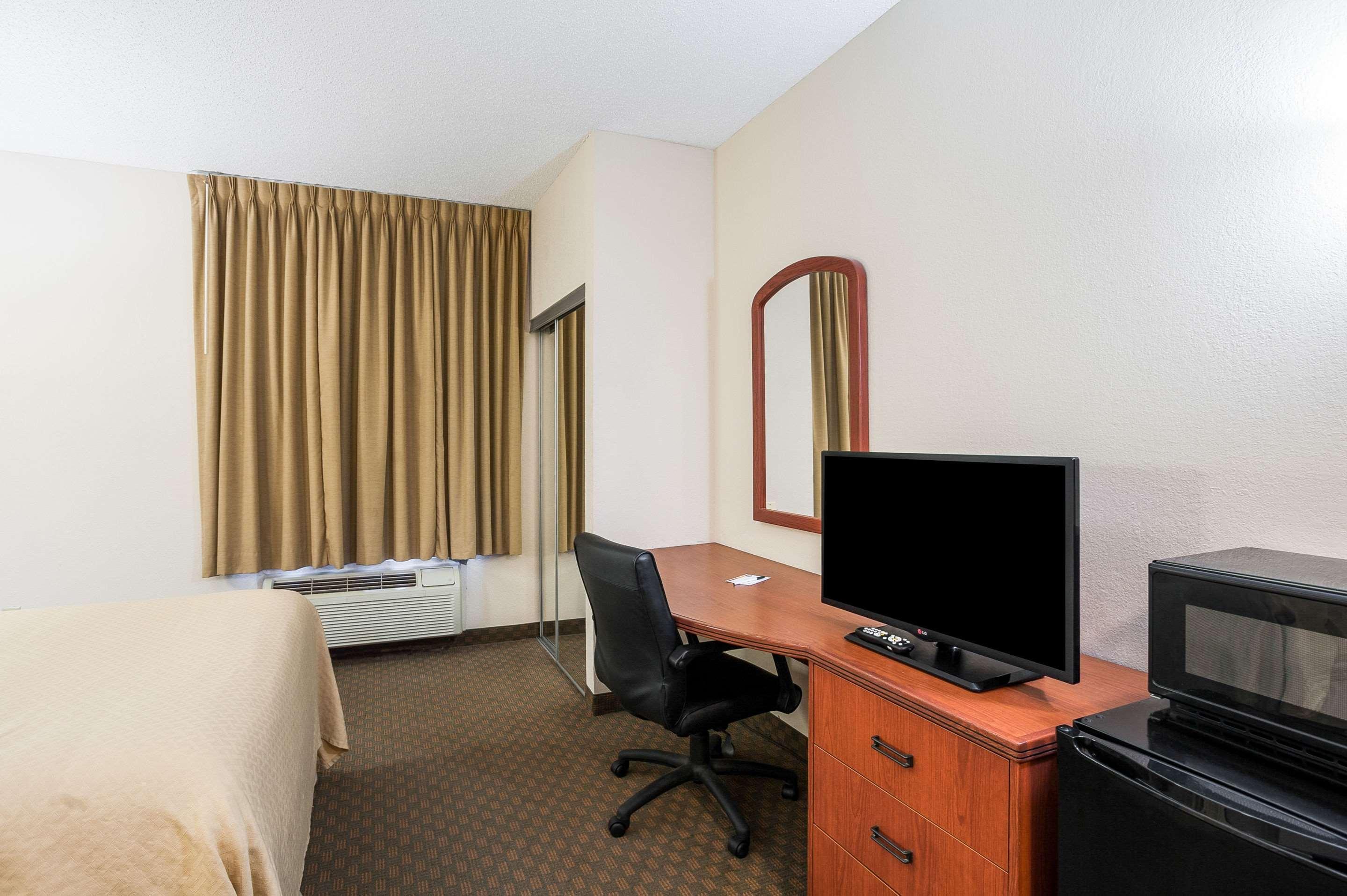 Quality Inn & Suites Lake Charles South Ngoại thất bức ảnh