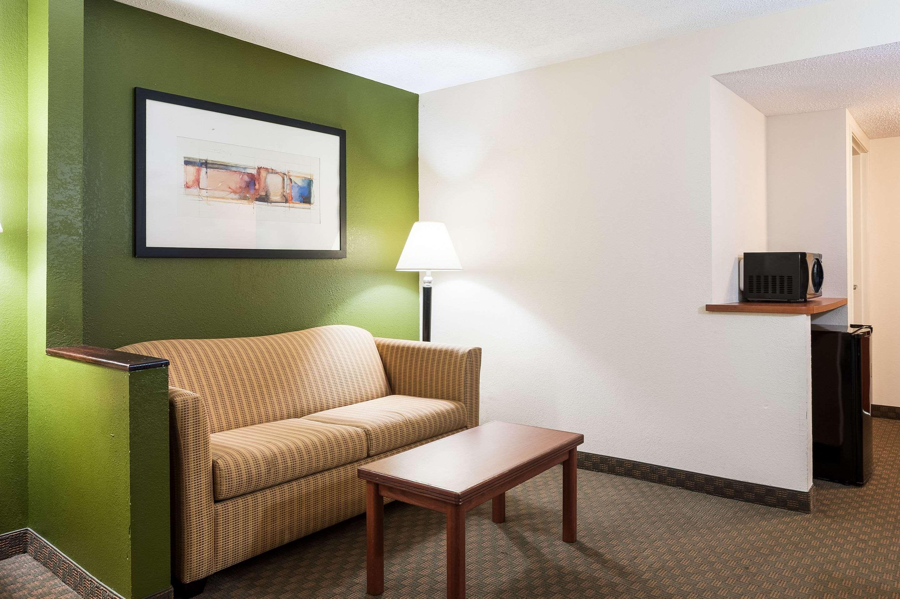 Quality Inn & Suites Lake Charles South Ngoại thất bức ảnh