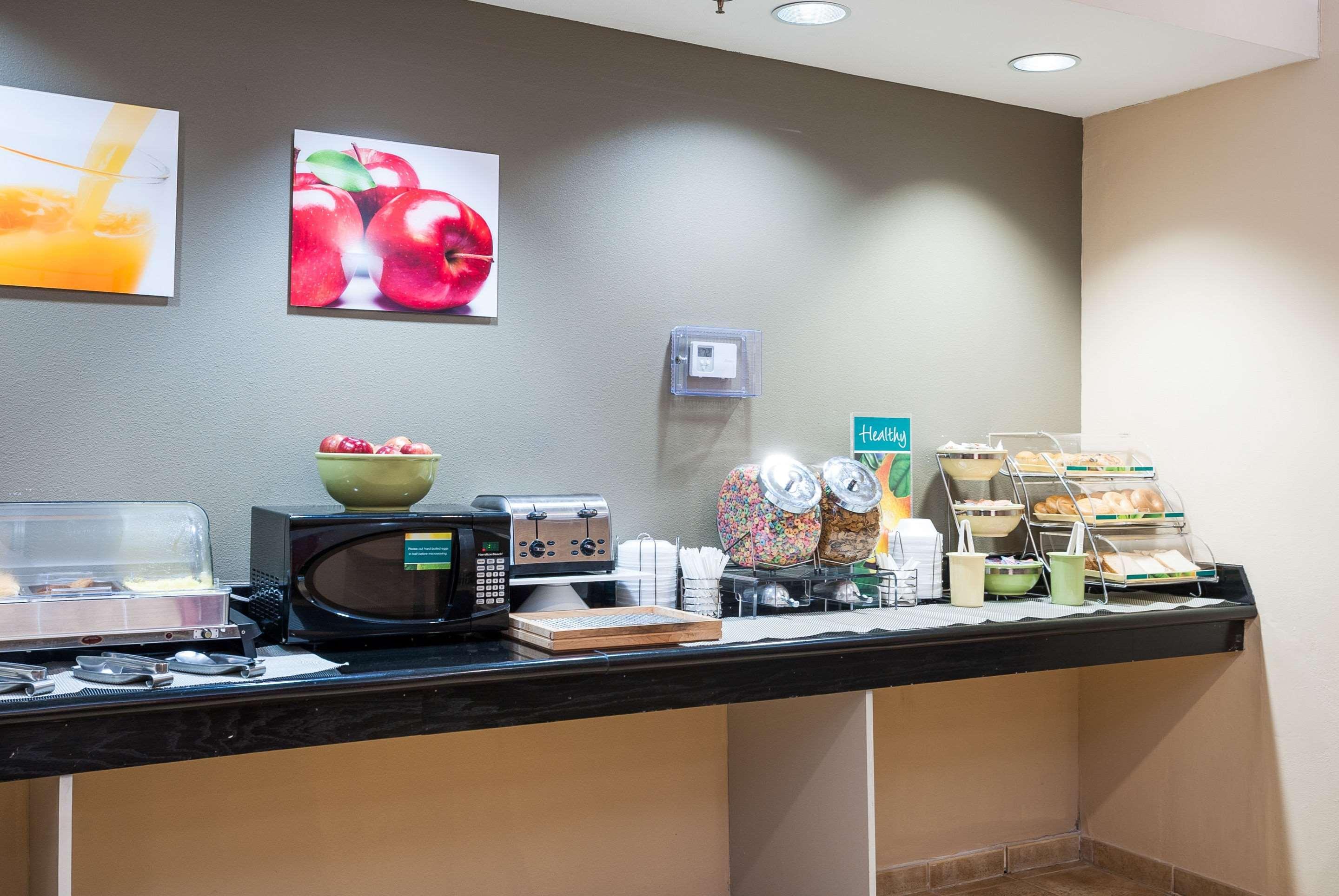 Quality Inn & Suites Lake Charles South Ngoại thất bức ảnh