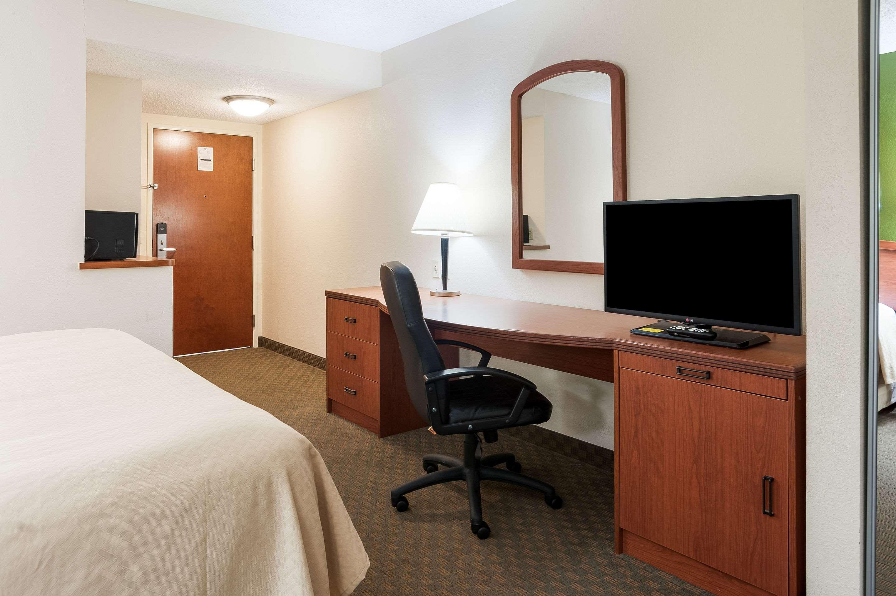 Quality Inn & Suites Lake Charles South Ngoại thất bức ảnh