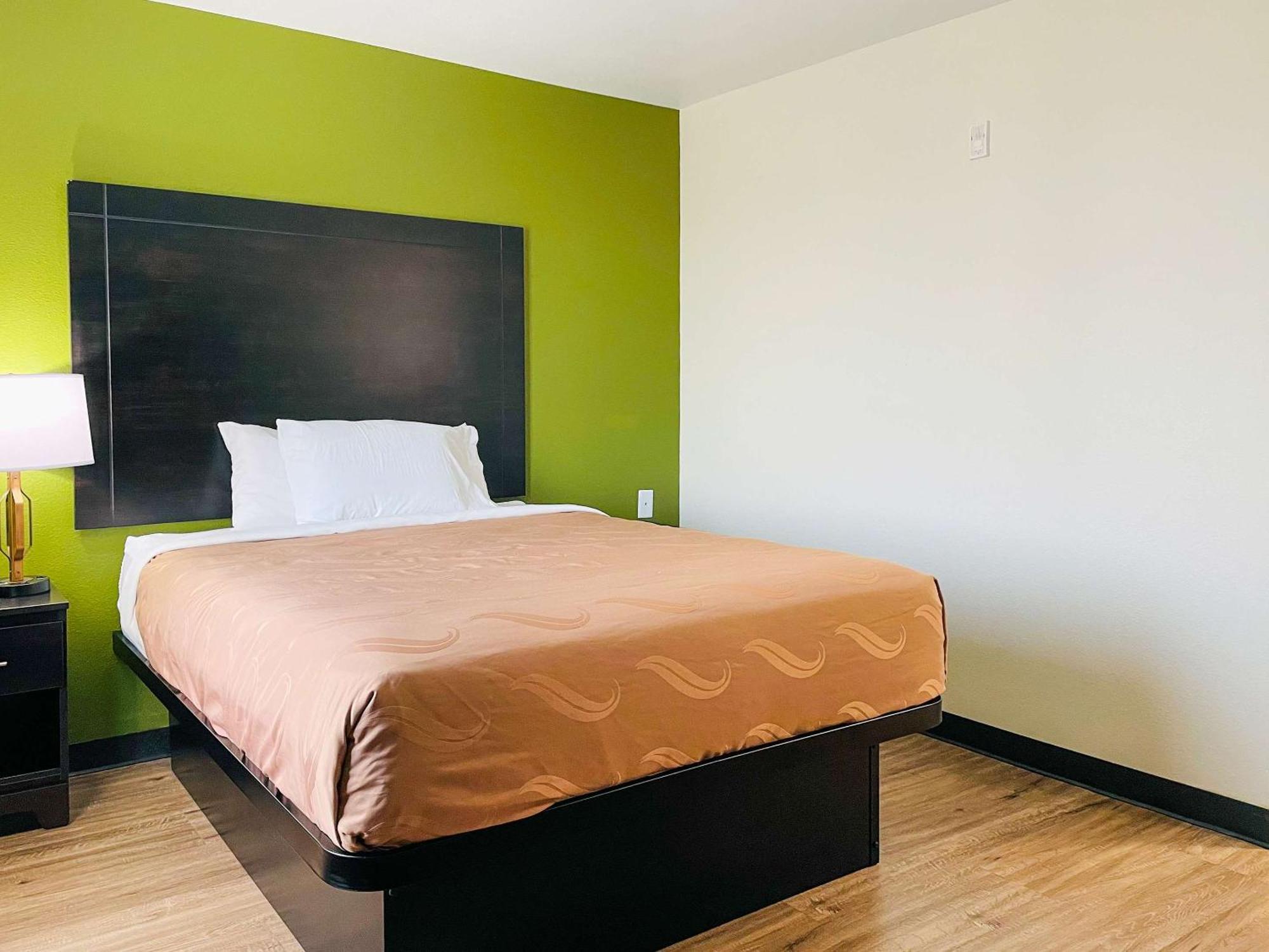 Quality Inn & Suites Lake Charles South Ngoại thất bức ảnh